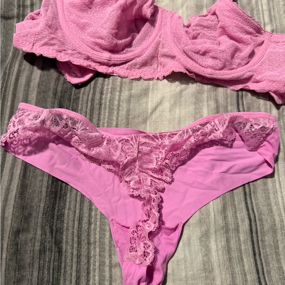 Pink Mesh 💘 Women's Intimate Set - Picture 2 of 3
